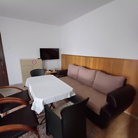 Apartments Lela Bihać Eksteriør bilde