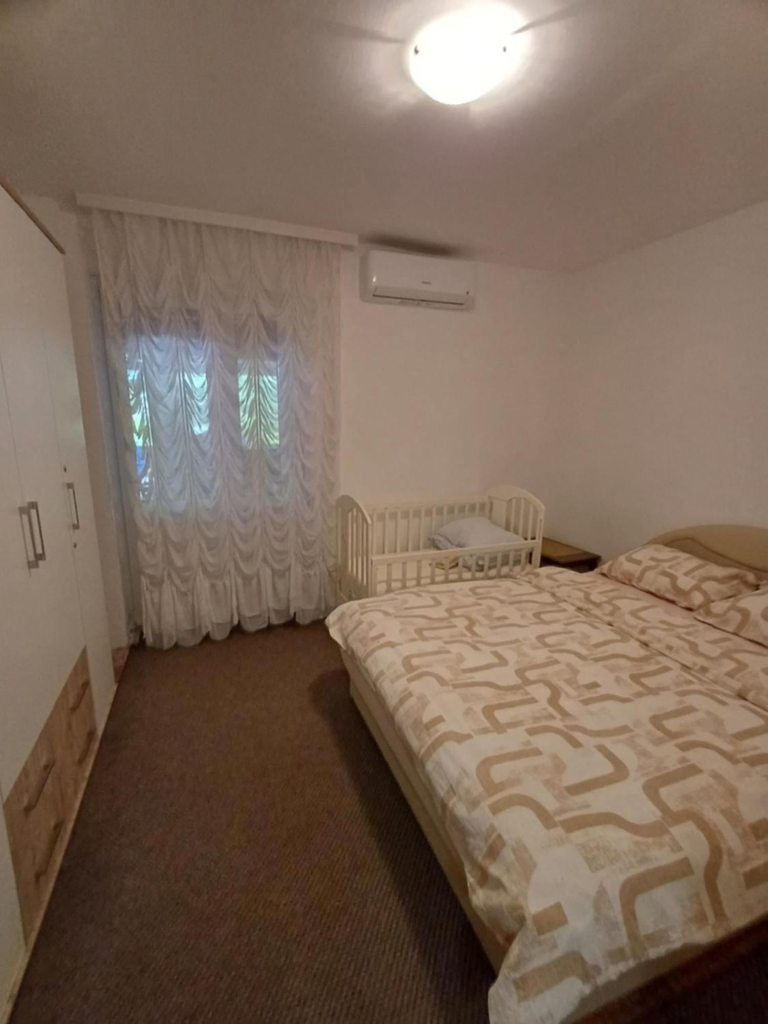 Apartments Lela Bihać Eksteriør bilde