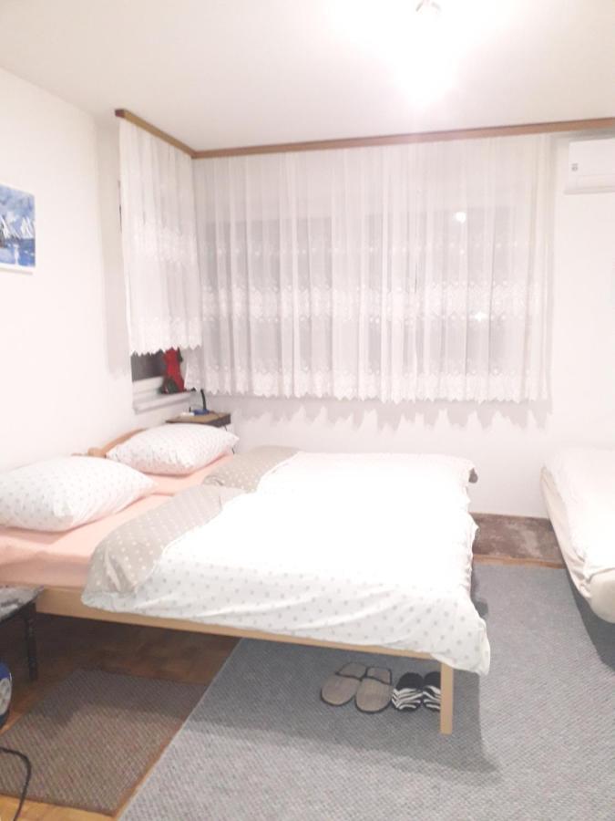 Apartments Lela Bihać Eksteriør bilde